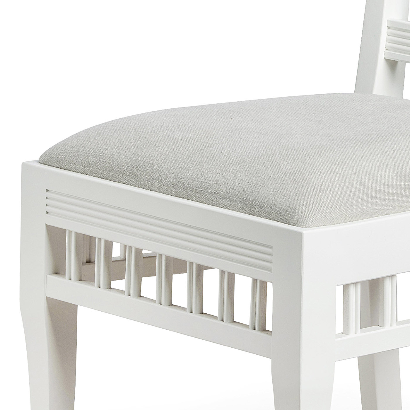 CHAIR ELIN WHITE CARLSHAGA