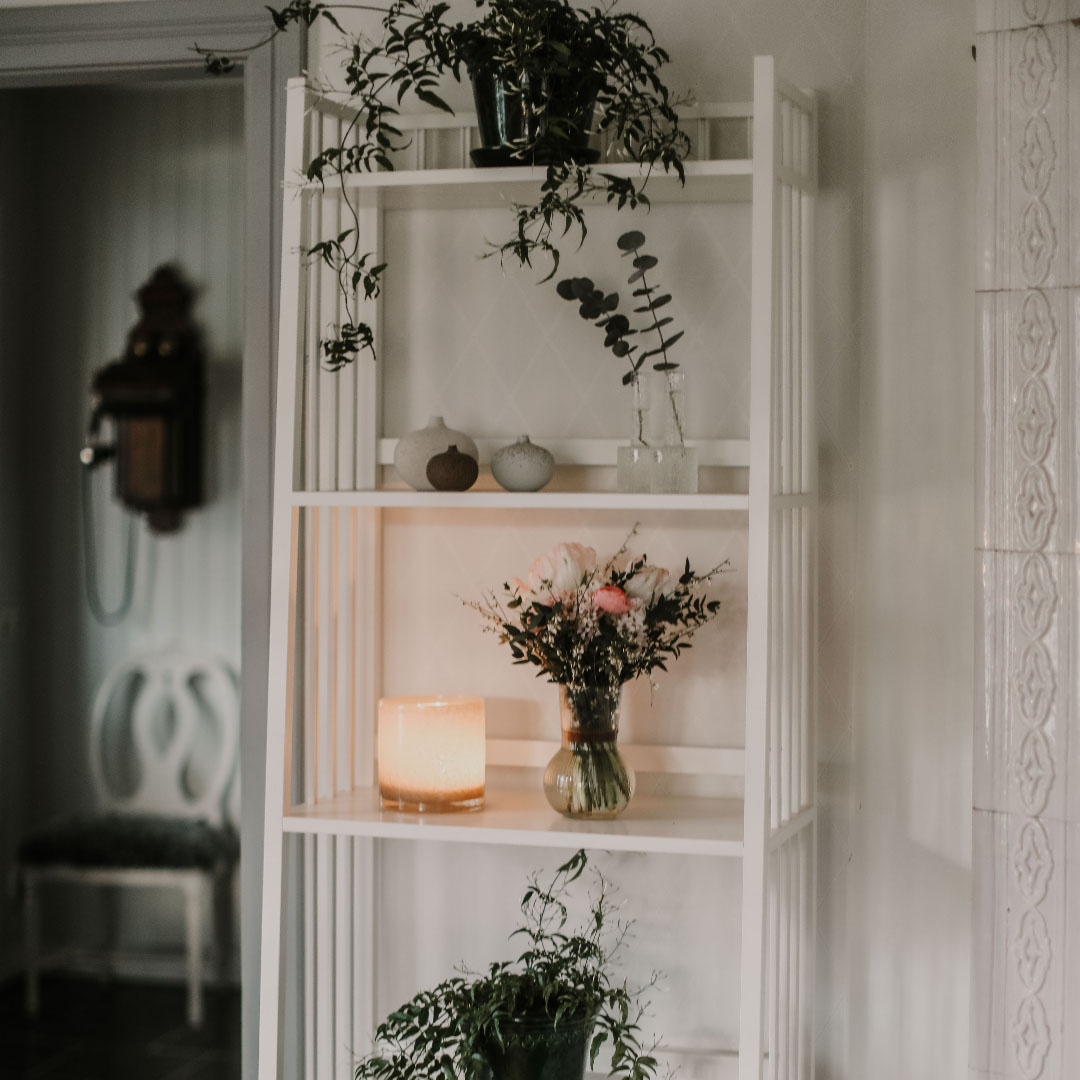 TURN OF THE CENTURY SHELF WHITE MÄRTA TALL CARLSHAGA