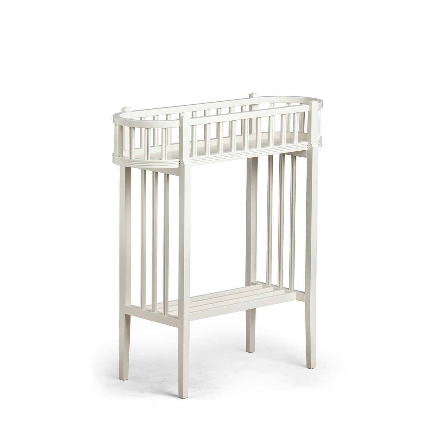 FLOWER TABLE ELLEN WHITE CARLSHAGA