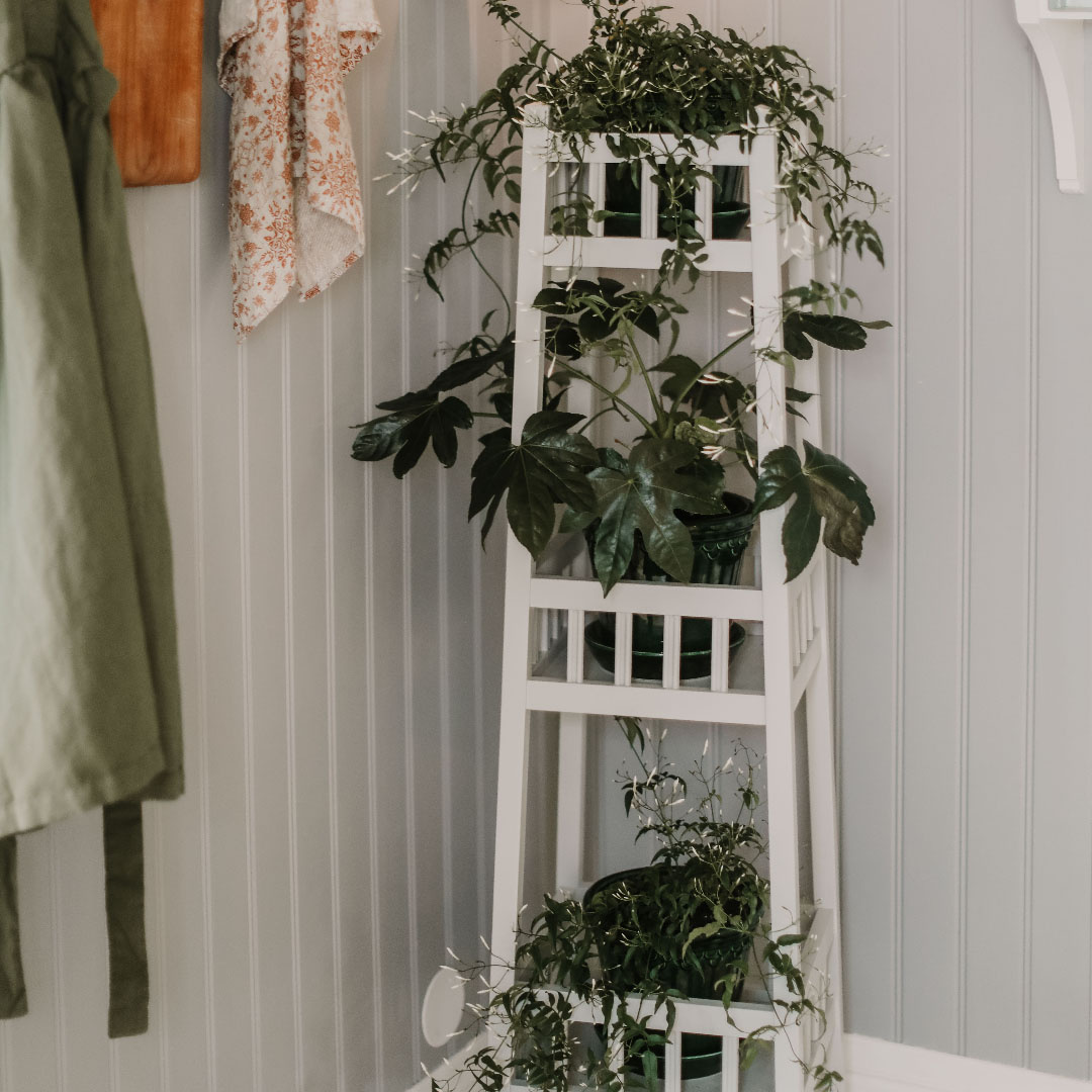 PEDESTAL KARIN PEARL GREY CARLSHAGA