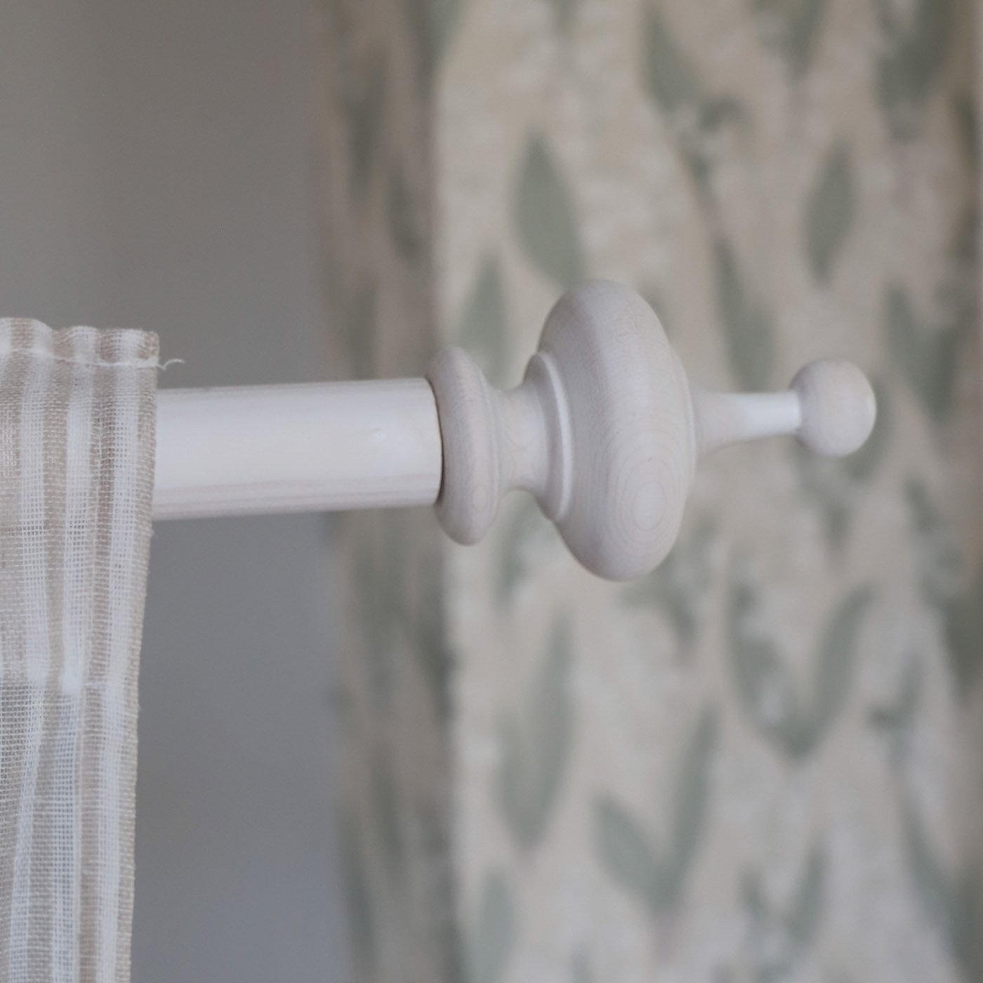 CURTAIN ROD EDIT TURN OF THE CENTURY DECOR WAX SNOW 190 (170)
