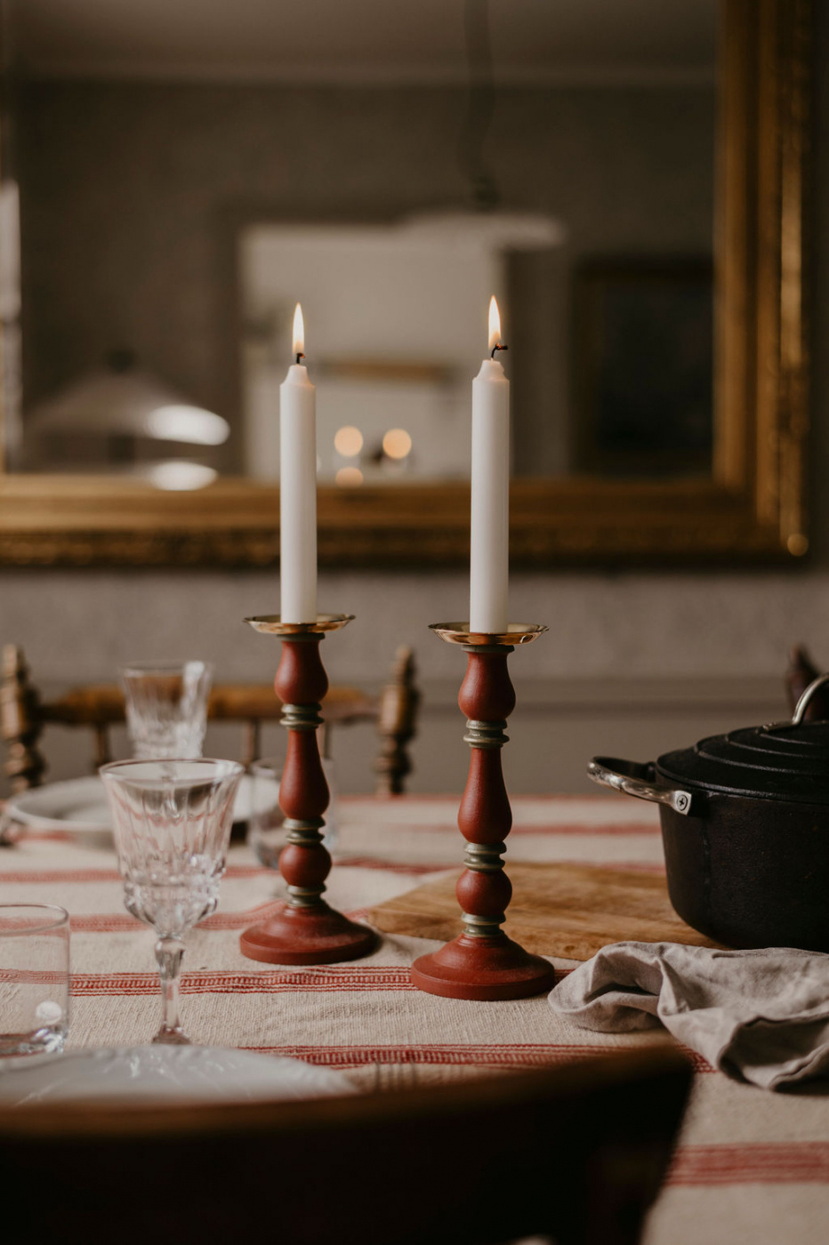 CANDLE HOLDER LOVISA TURN OF THE CENTURY RED CARLSHAGA